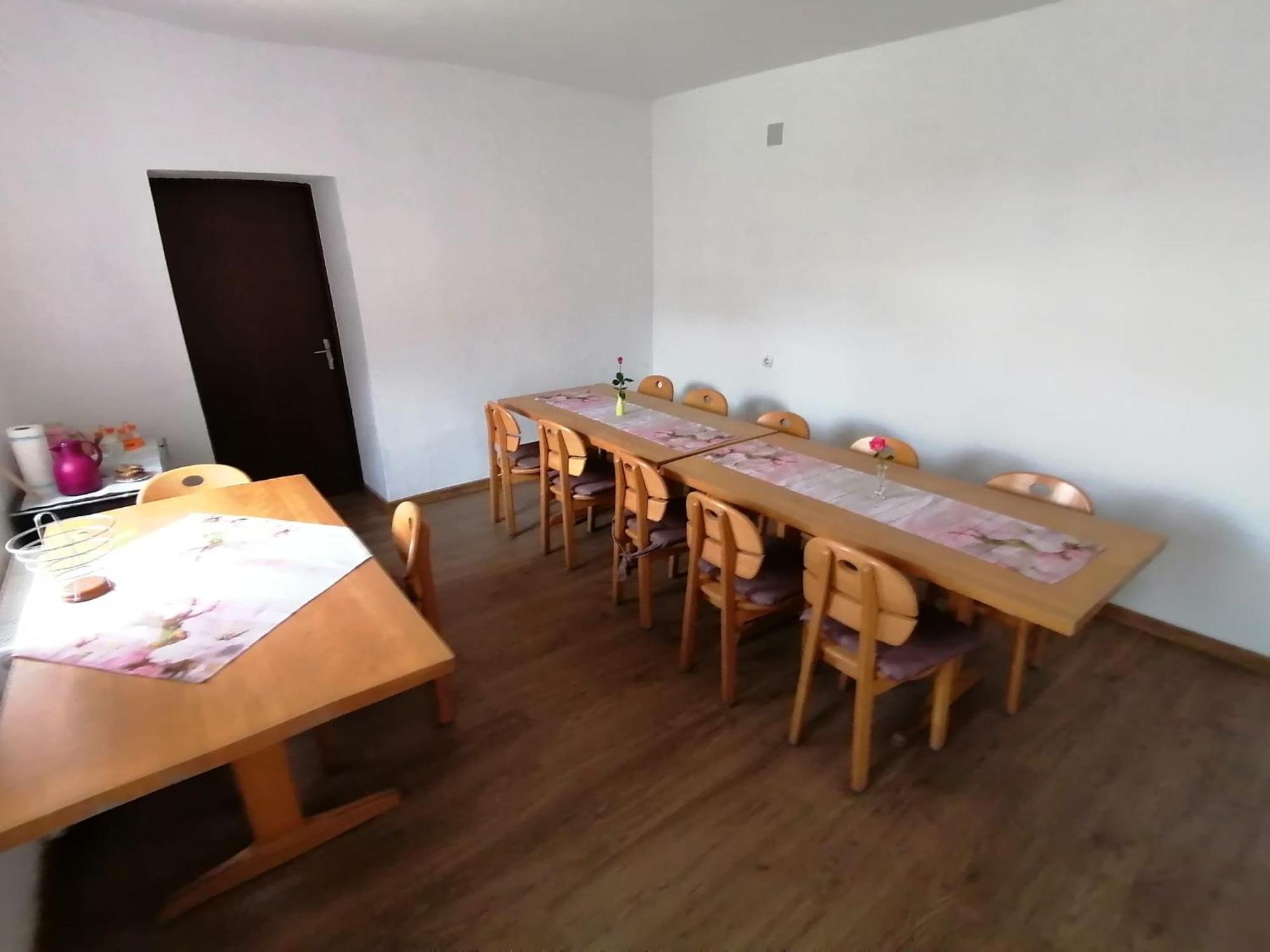Hotel Casa Bunicii à Sasca Montană Extérieur photo